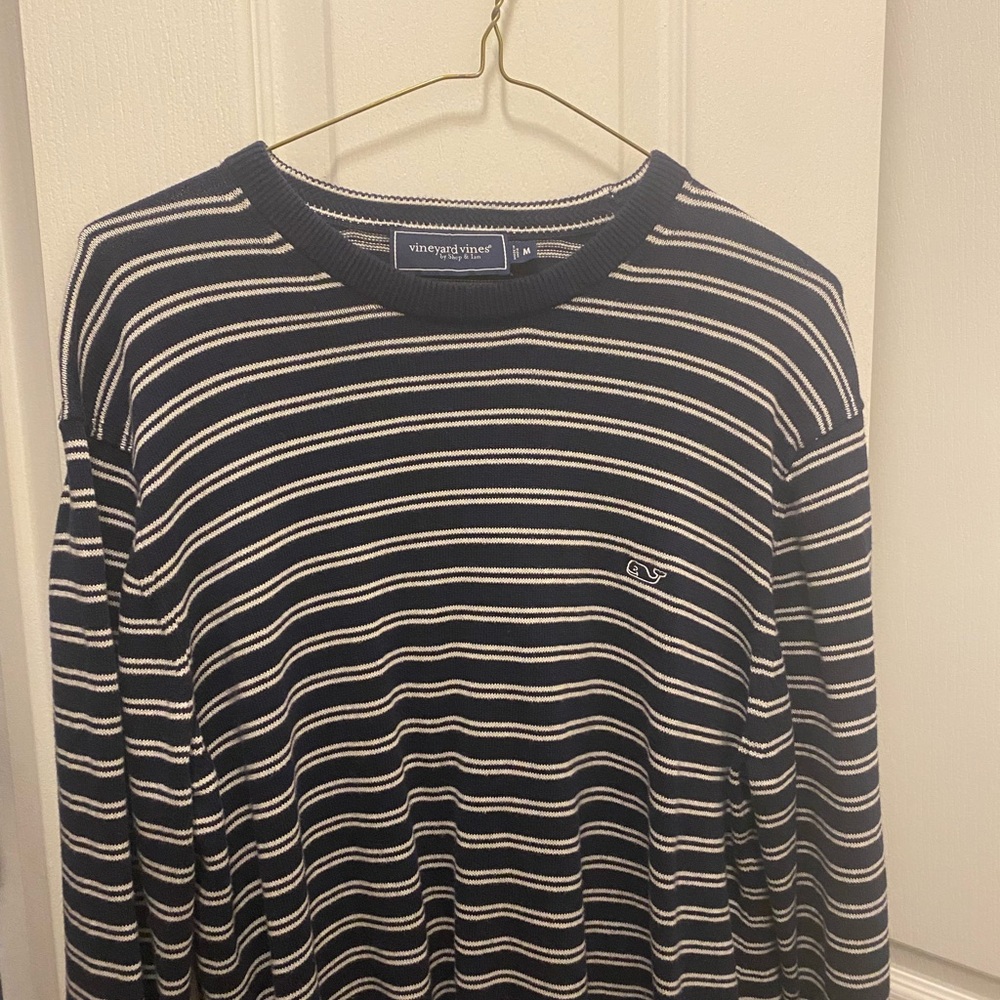 Vineyard Vines White and Blue Crewneck Sweater